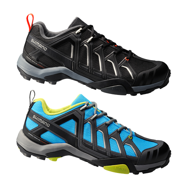Paire de chaussures Cyclo Sportive Shimano RT4 P.37